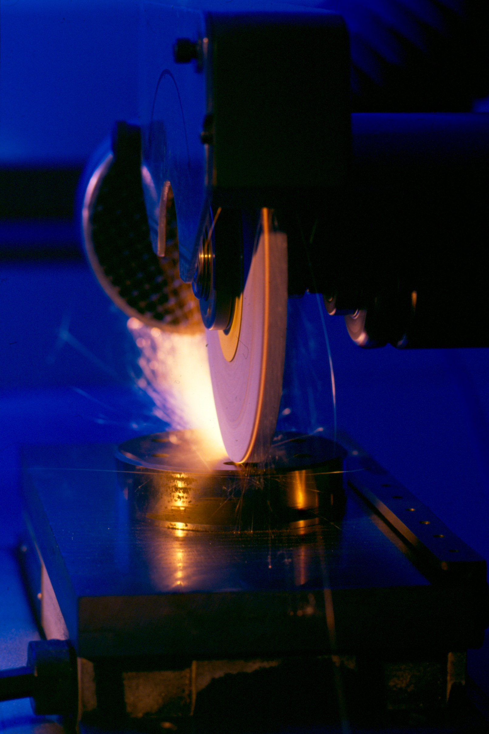 CNC Grinding, EDM, Lapping / Finishings